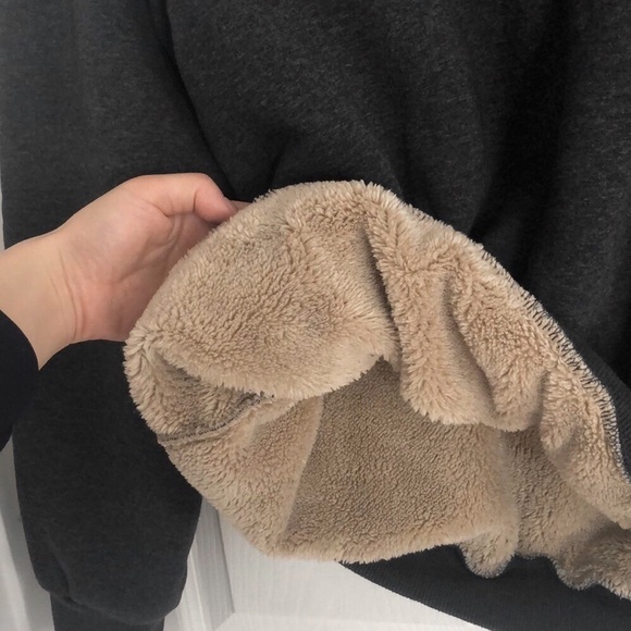 Grey fleece lined crewneck - Picture 4 of 4